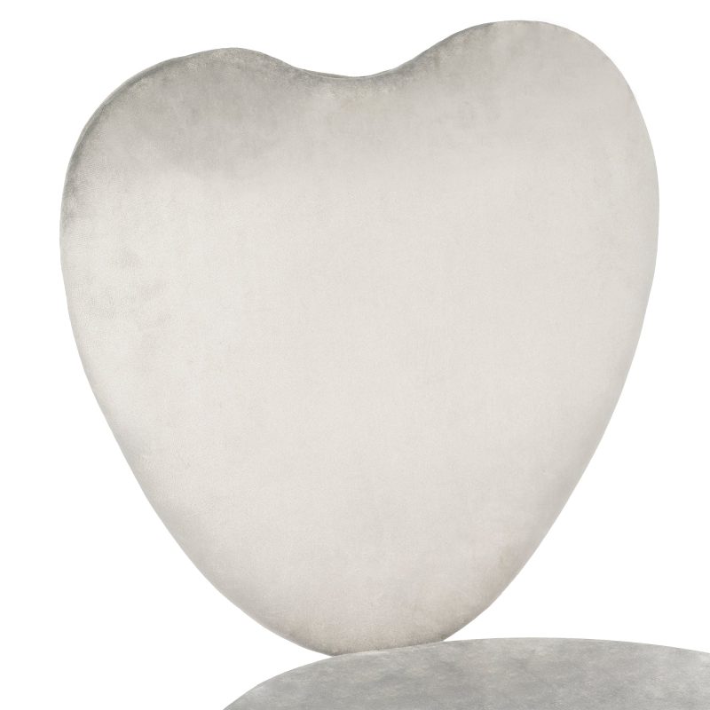 Heart 4 CoolGreyCropped